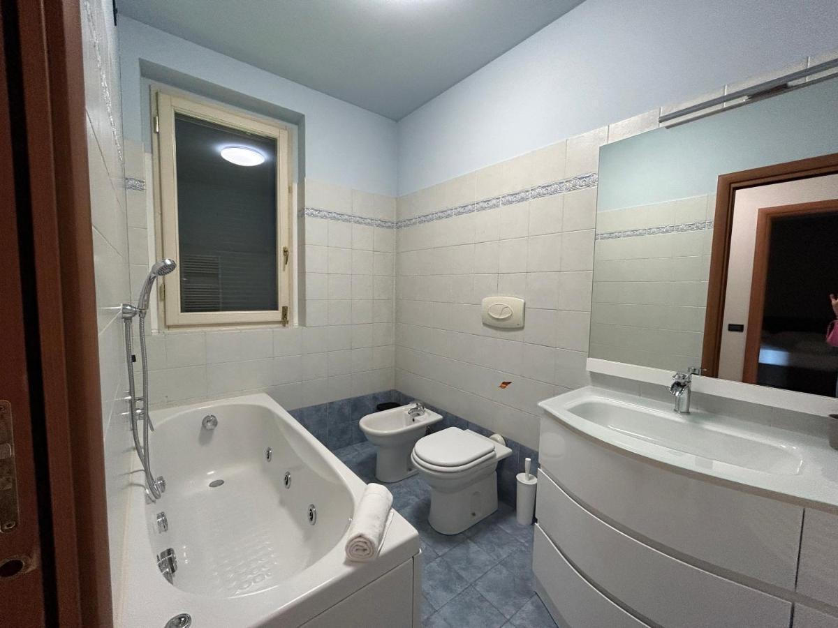 Appartamento Mimosa - Immobili E Soluzioni Rent Brembate Dış mekan fotoğraf
